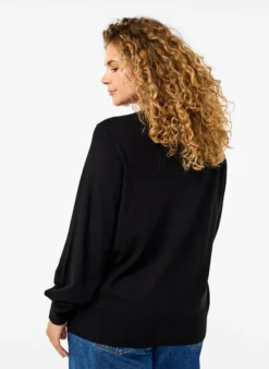 Strickjacke mit Rundhalsausschnitt und Knöpfen