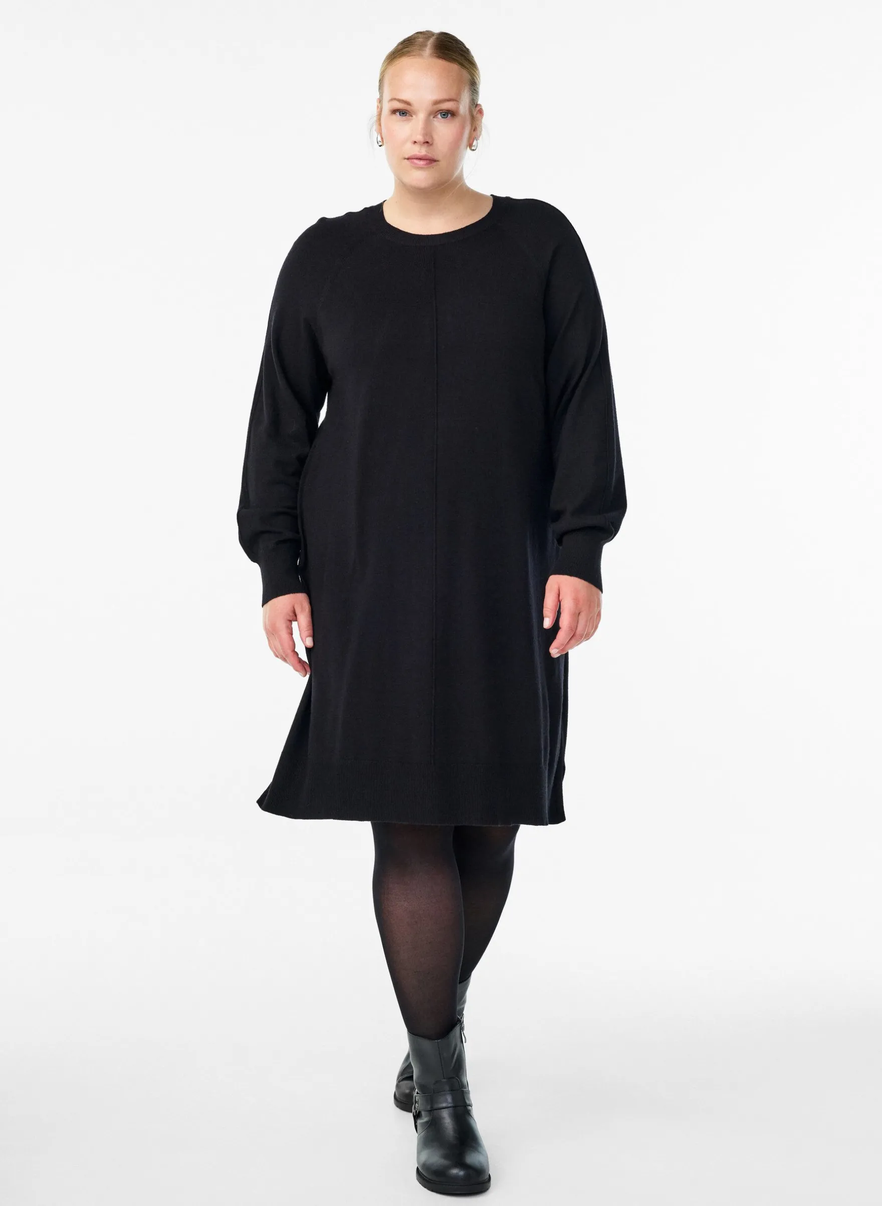 Strickkleid mit Raglanärmeln und Mittelnaht