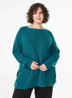 Strickpullover mit diagonalem Muster und Raglanärmeln