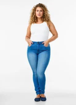 Super Slim Amy Jeans mit hoher Taille