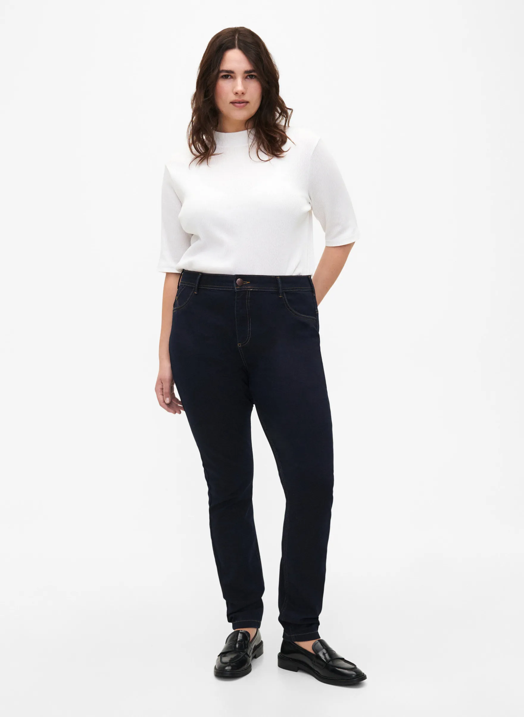 Super Slim Amy Jeans mit hoher Taille