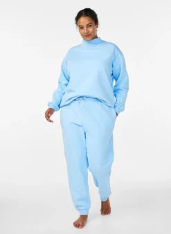 Sweatshirt mit hohem Kragen und langen Ärmeln