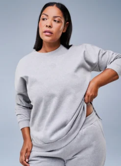 Sweatshirt mit Schlitzen und Glitzerfaden