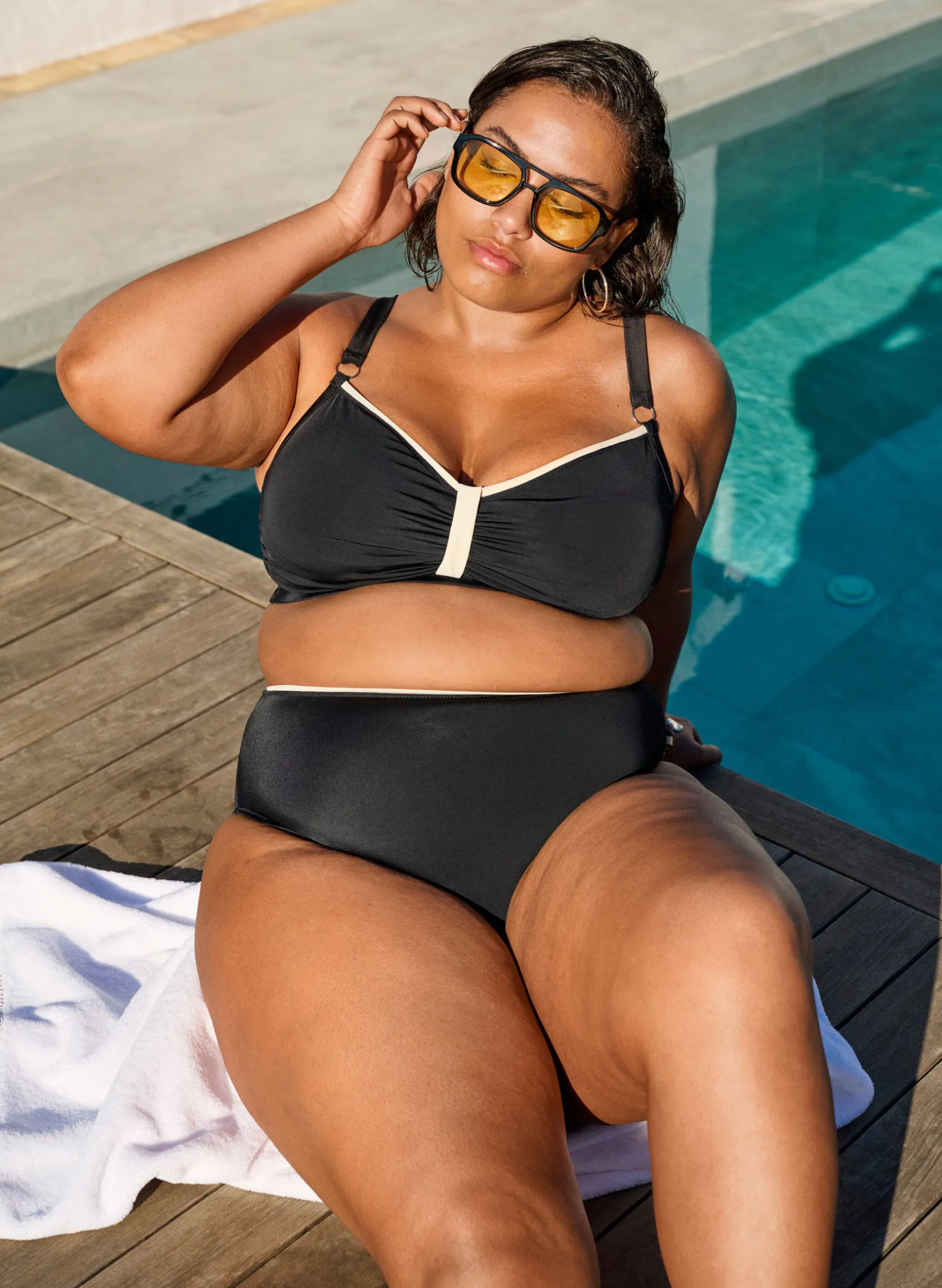 Tai Bikinihose mit hohem Bund