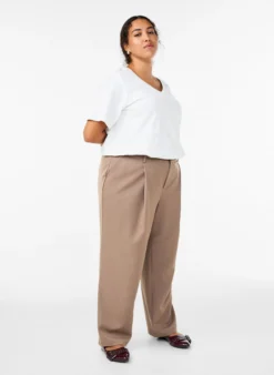 Taillierte Hose mit hoher Taille und geraden Beinen