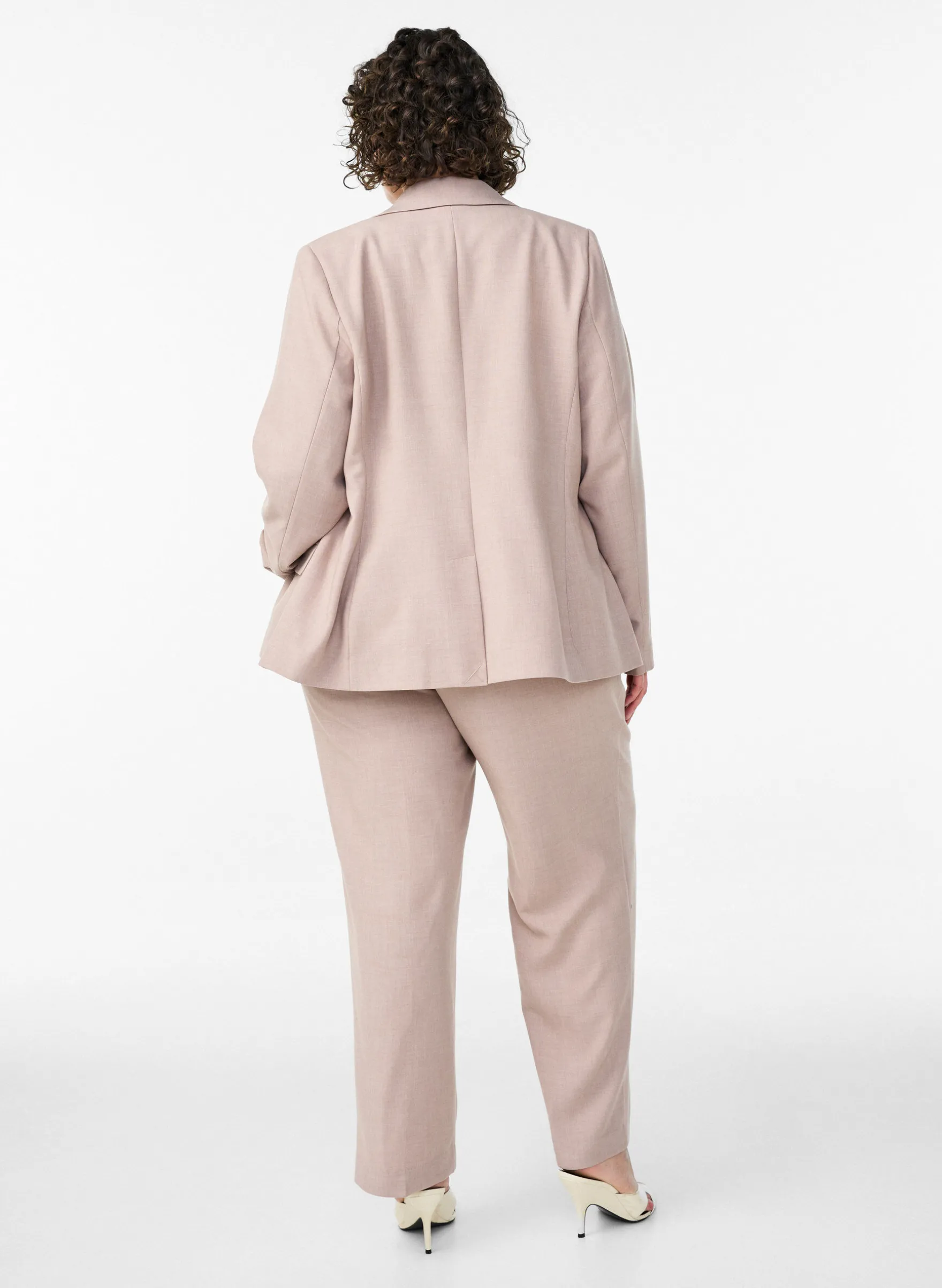 Taillierte Hose mit hoher Taille und gerader Passform
