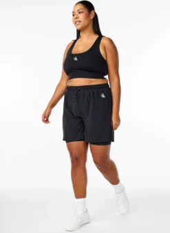 Trainingshorts mit Innenhose