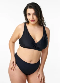 Triangel-Bikinioberteil mit Wickeldetail