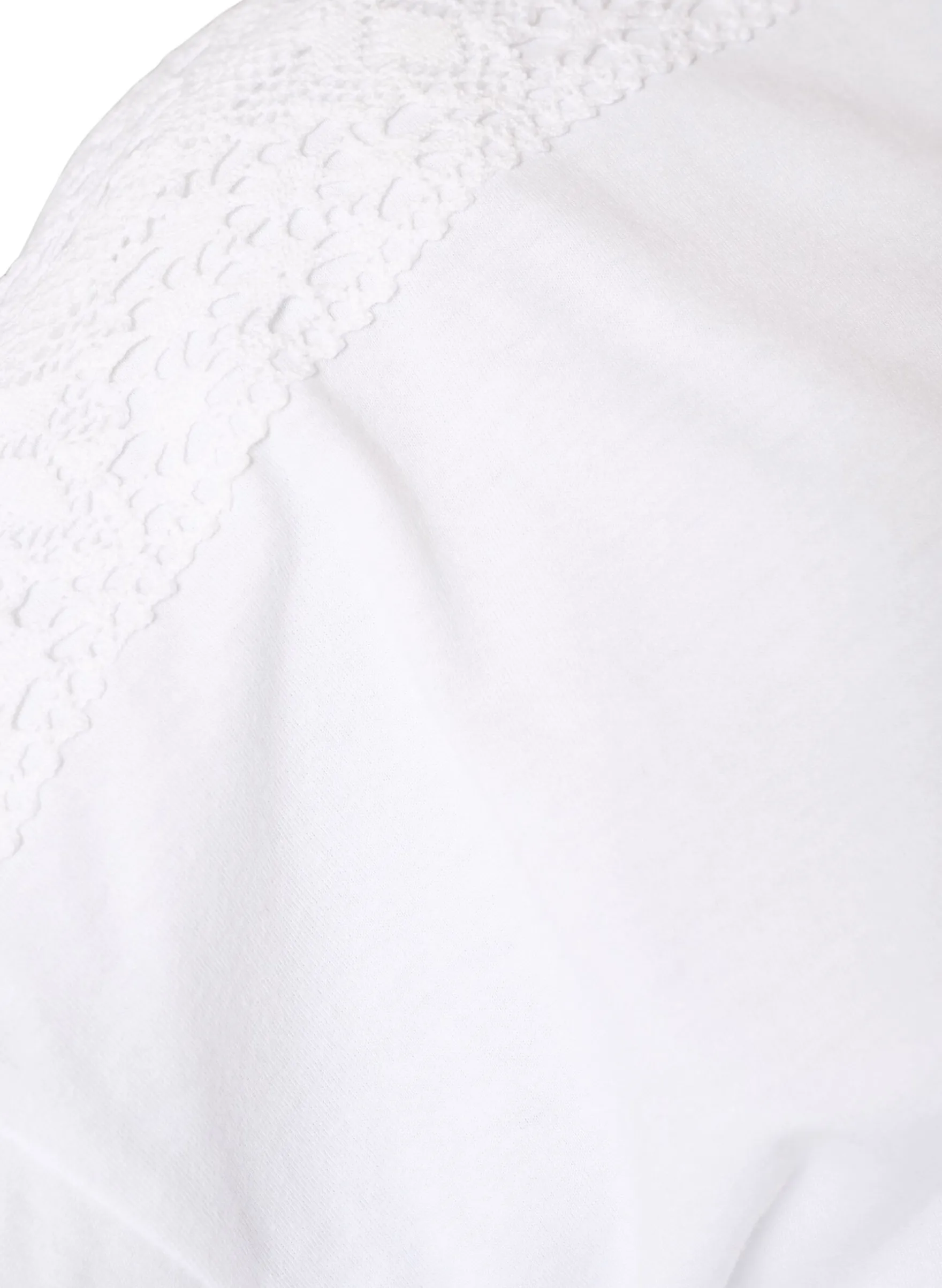T-shirt aus Baumwolle mit Häkeldetail