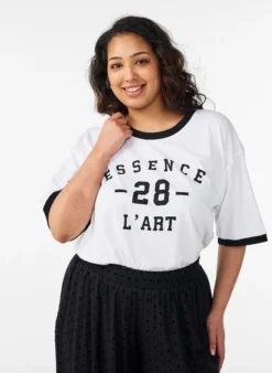 T-Shirt aus Baumwolle mit Textprint und Boxy-Fit