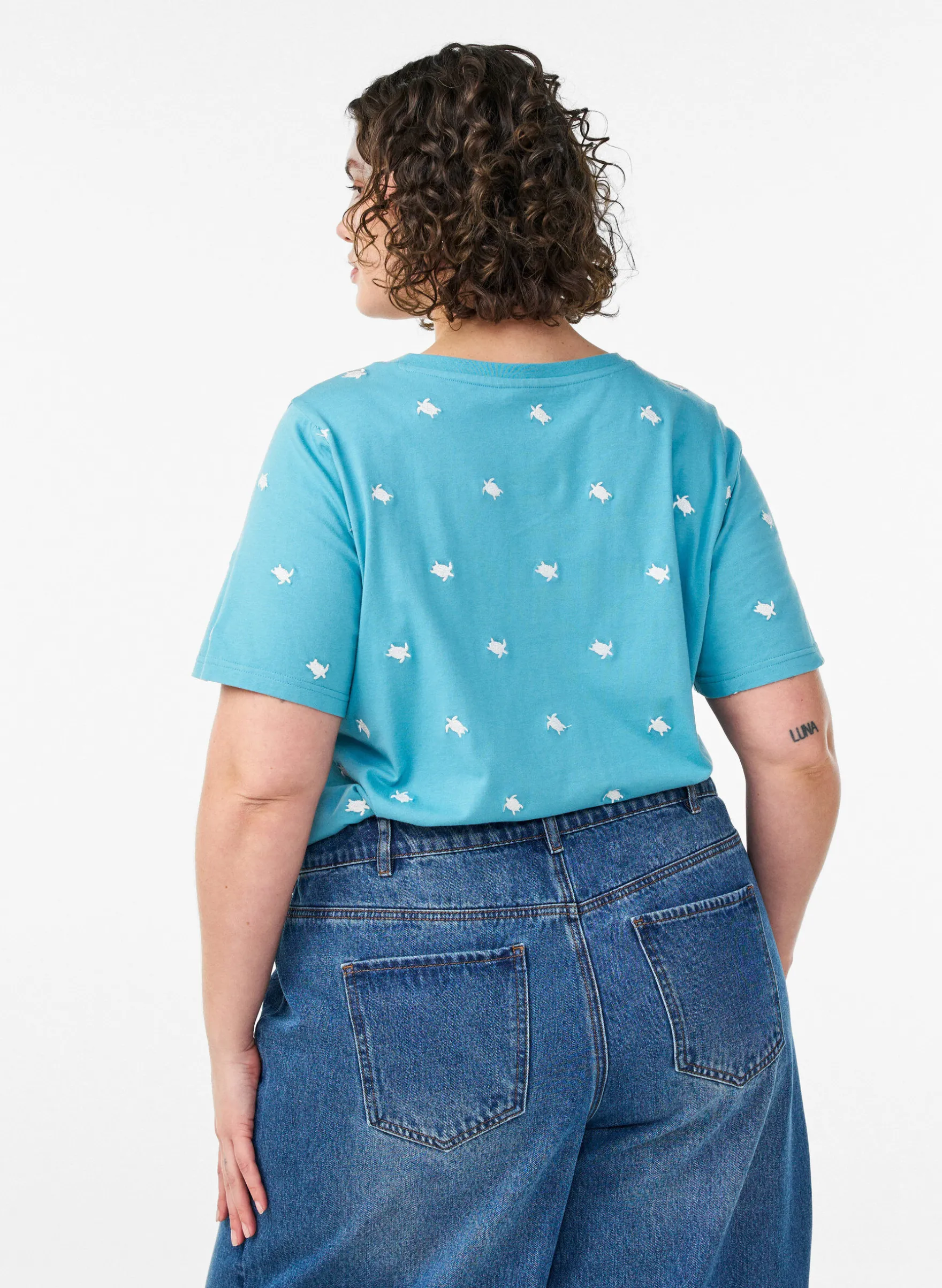T-Shirt aus Bio-Baumwolle mit aufgestickten Motiven