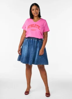 T-Shirt aus Bio-Baumwolle mit Varsity-Print und V-Ausschnitt