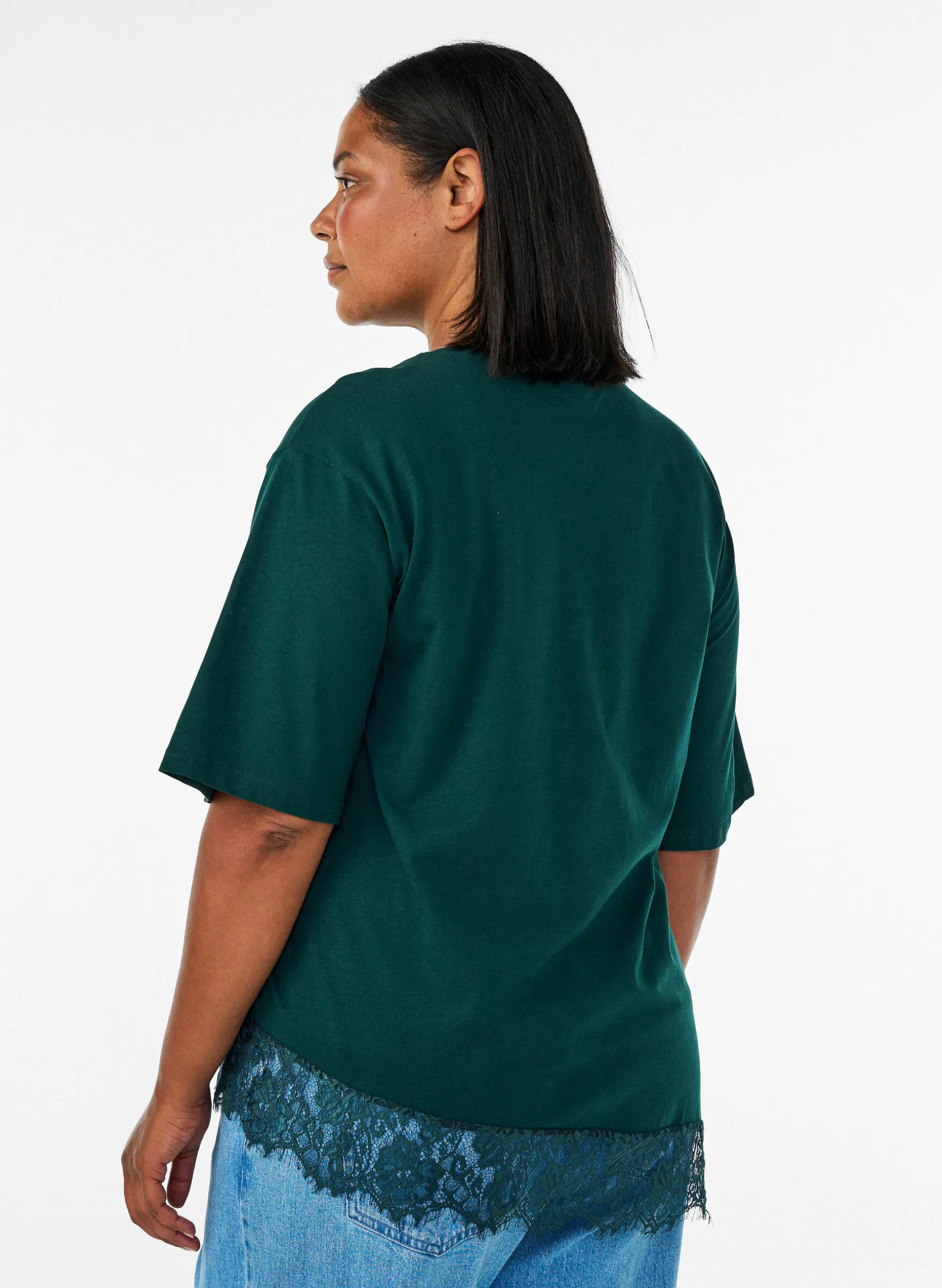 T-Shirt mit asymmetrischem Spitzensaum