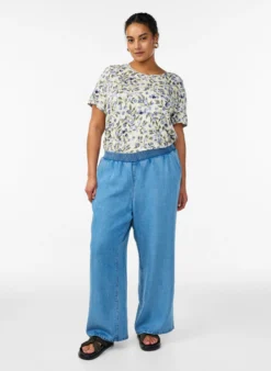 T-Shirt mit floralem Print