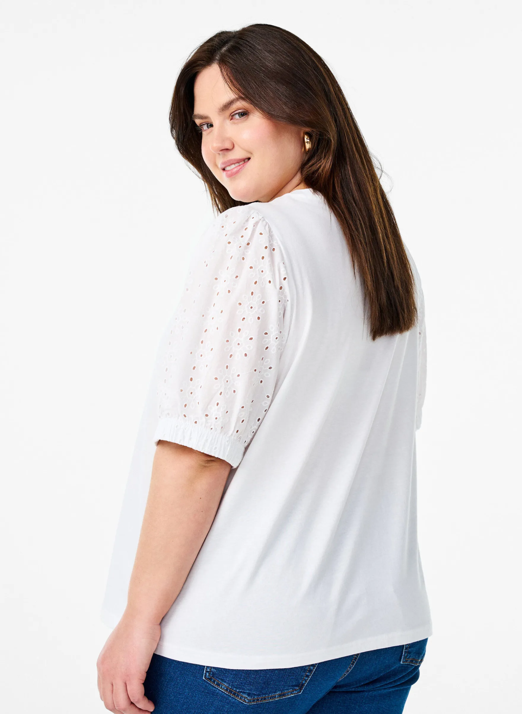 T-Shirt mit Ärmeln in Broderie Anglaise