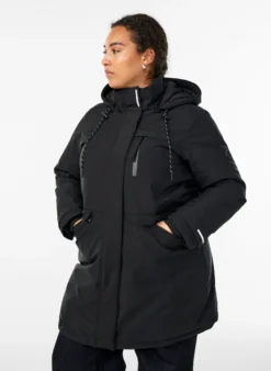 Wasserabweisender Parka mit Kapuze und funktionellen Details