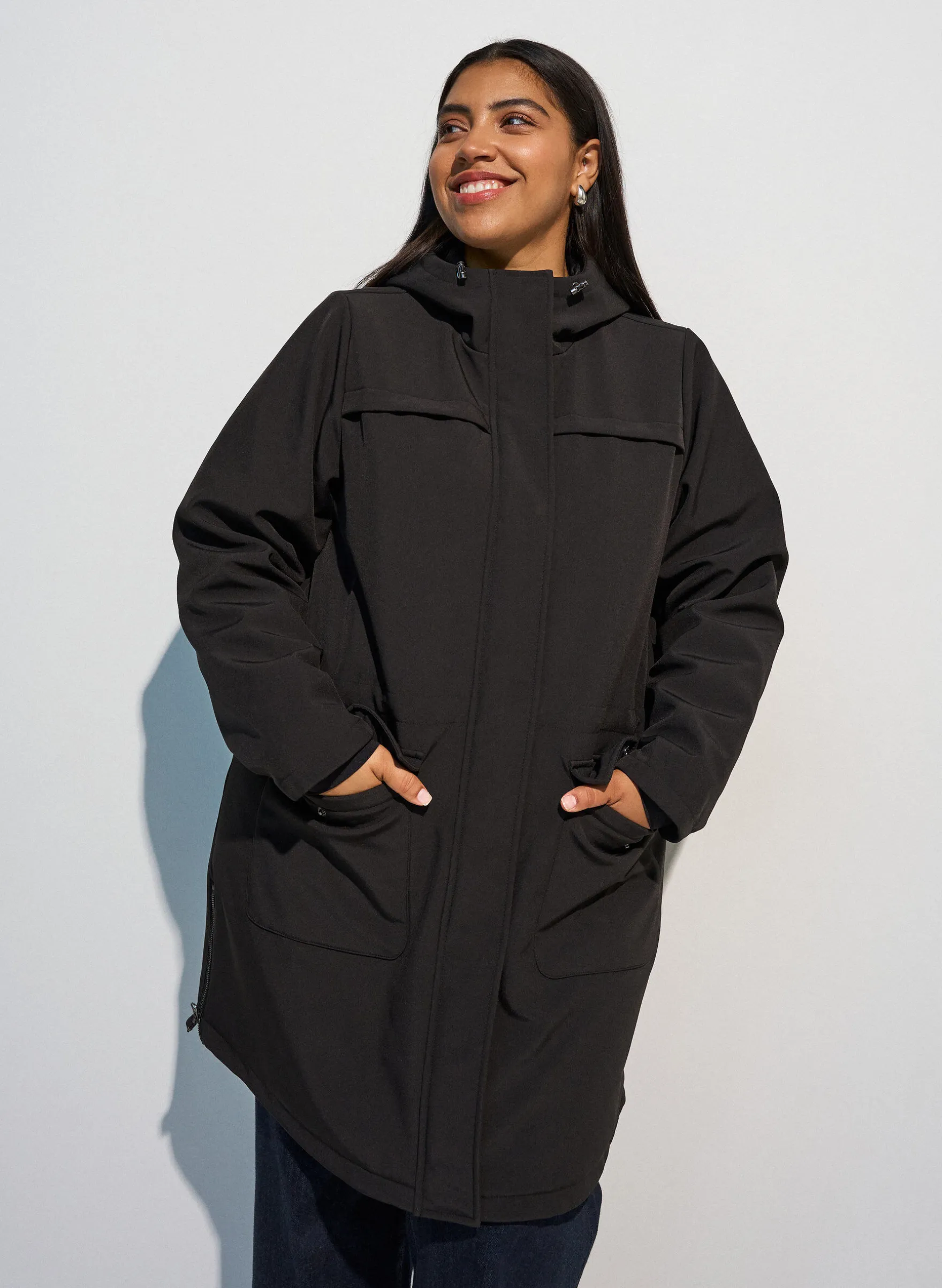 Wasserabweisende Softshell-Jacke mit Steppfutter