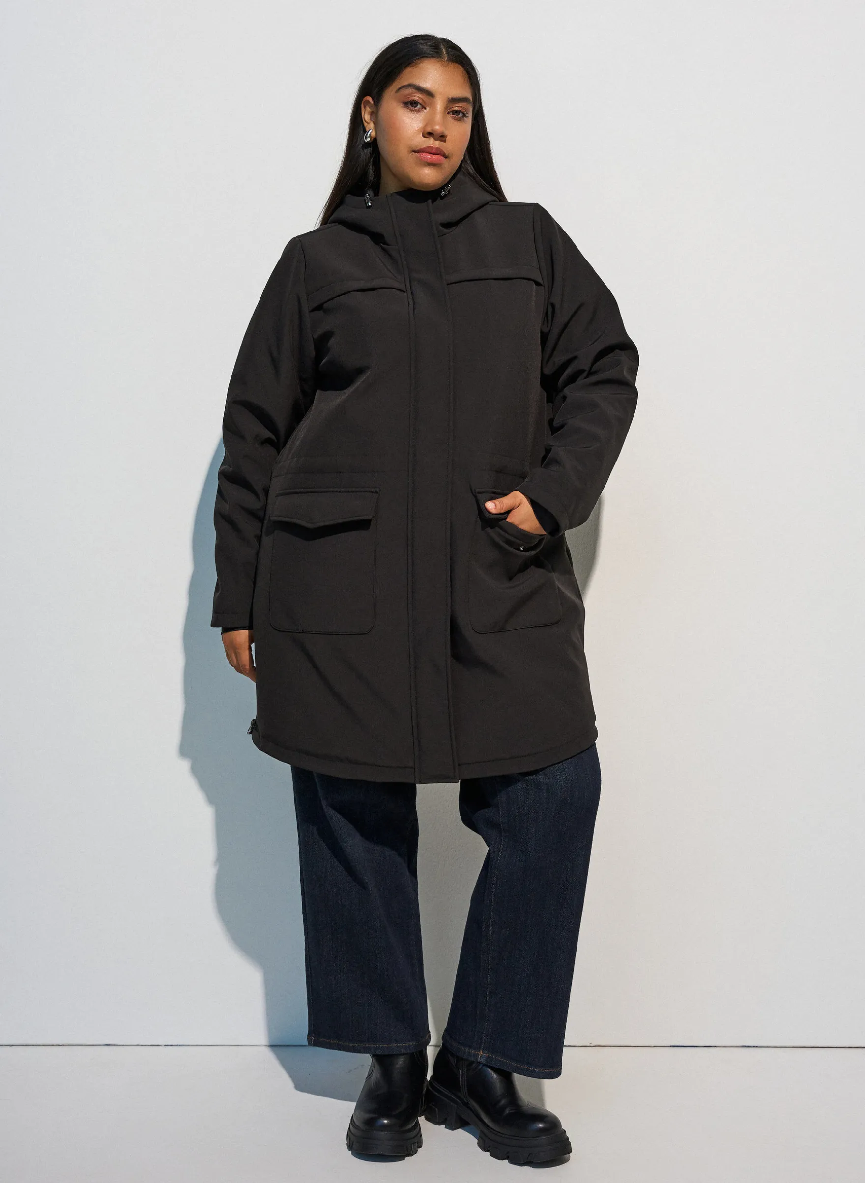 Wasserabweisende Softshell-Jacke mit Steppfutter