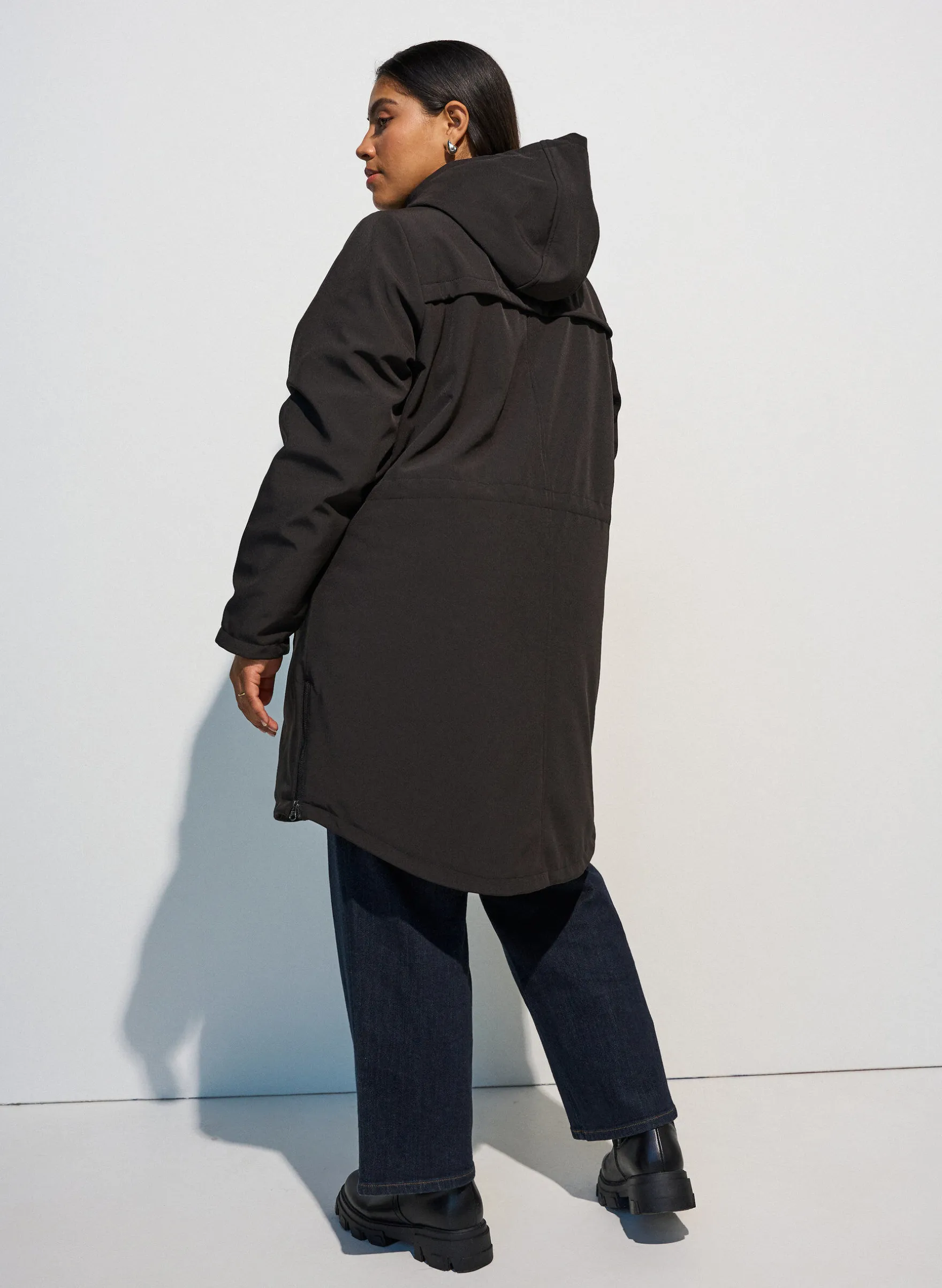Wasserabweisende Softshell-Jacke mit Steppfutter