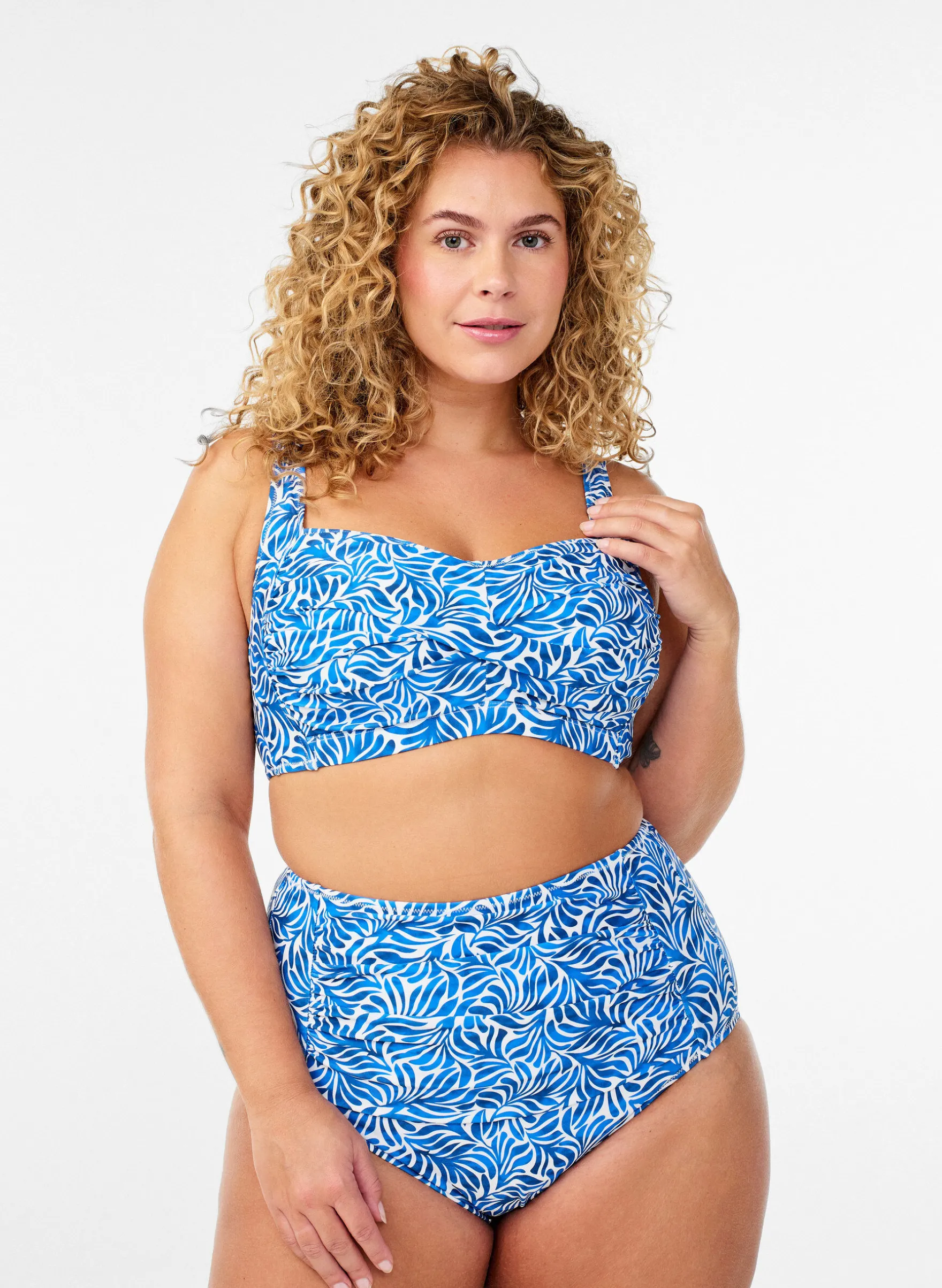Wattierter Bikini-Oberteil mit Print