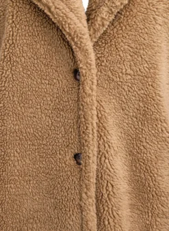 Weiche Teddyjacke mit Knöpfen und Kragen