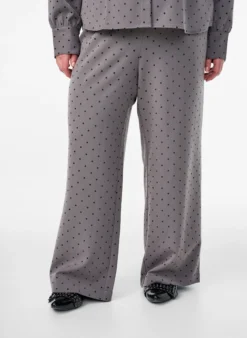 Weite Hose mit hoher Taille
