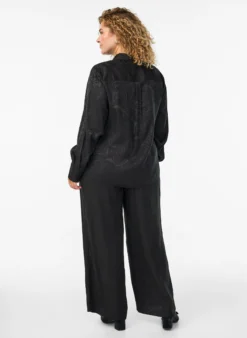 Weite Hose mit Paisleymuster und hoher Taille