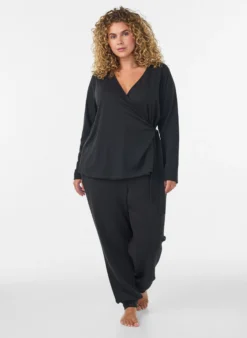 Wickelbluse aus Jersey mit Bindeband