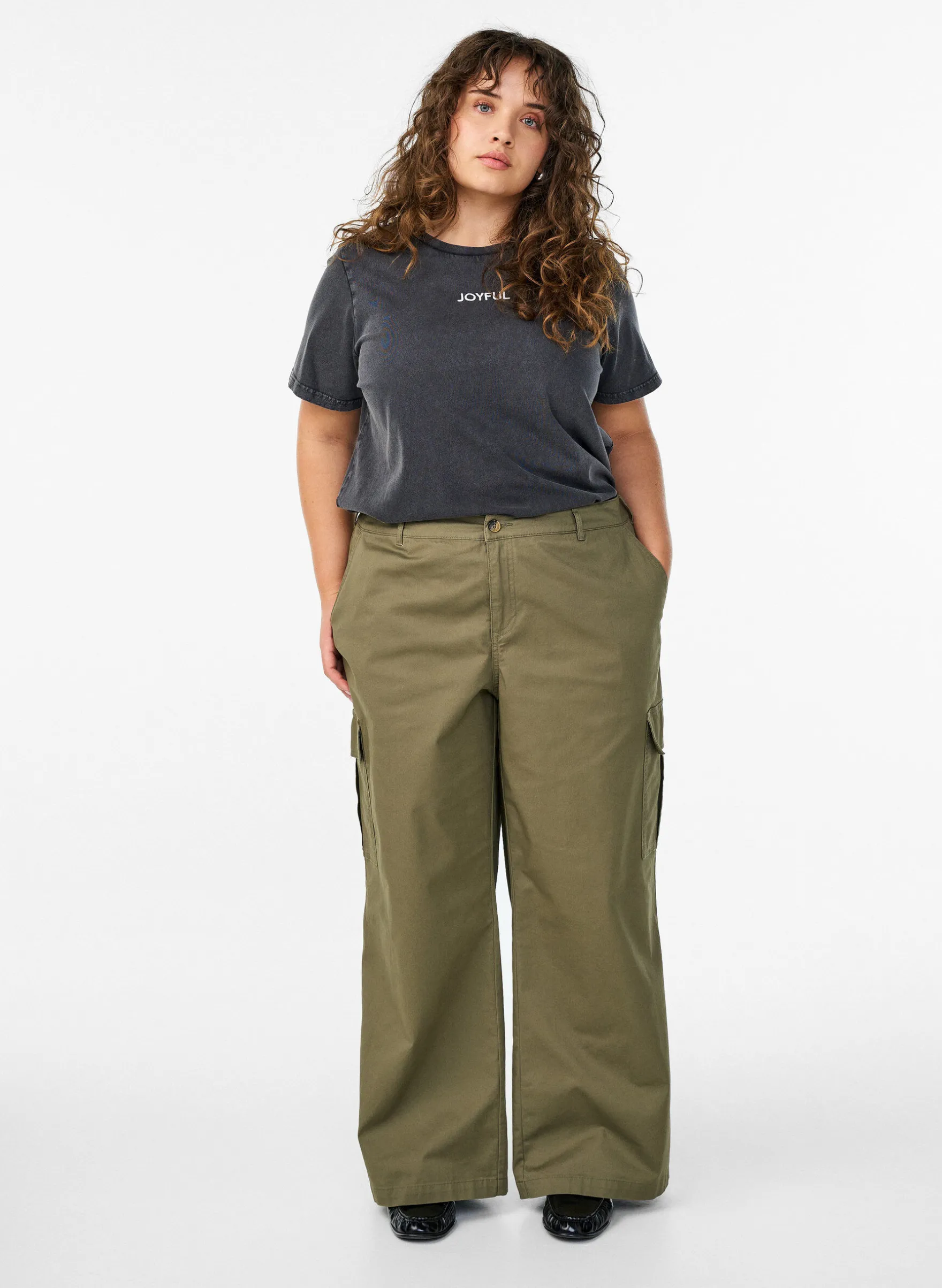 Wide-Leg Cargohose mit hoher Taille