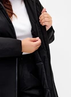 Winterjacke mit verstellbarer Taille